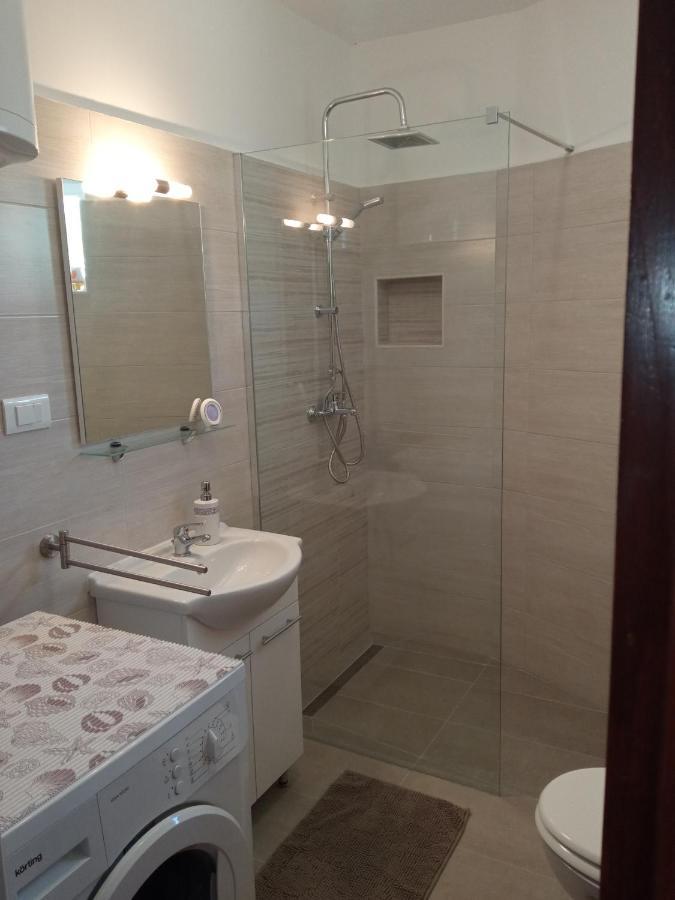 Апартаменти Apartman Nensi Воднян Екстер'єр фото